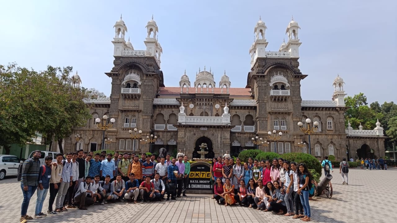 students in front of the institute