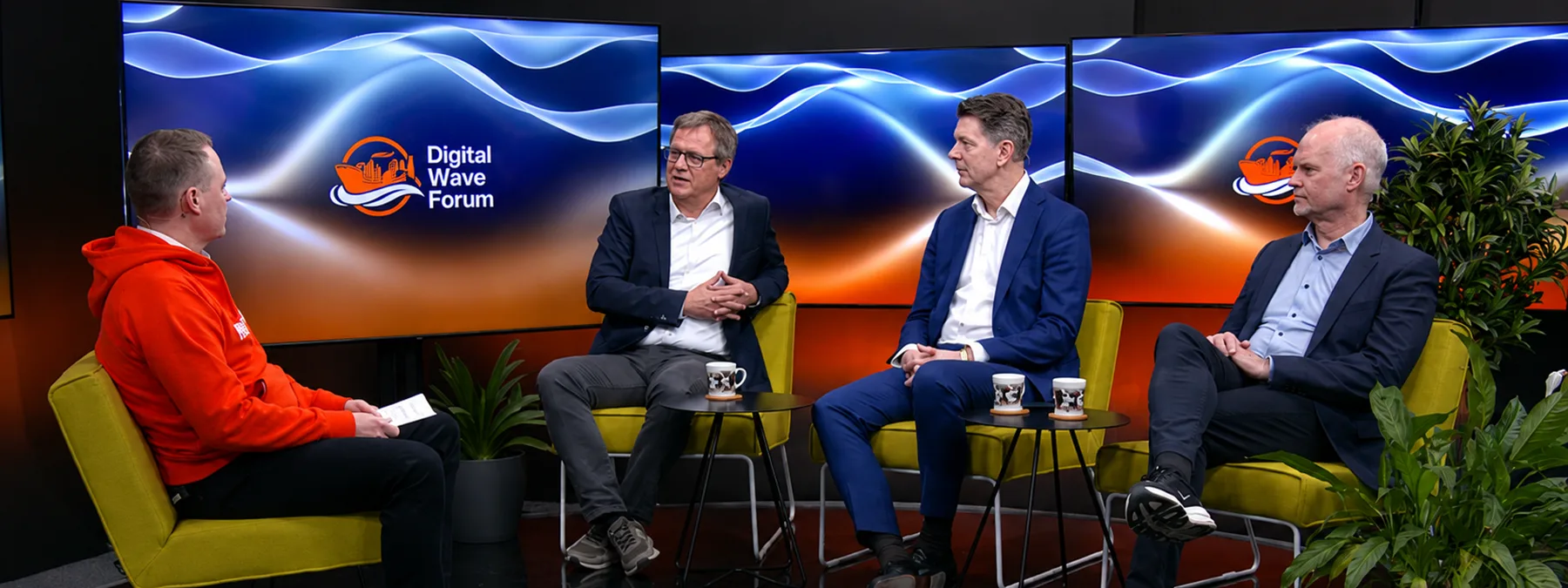 CEO Detlef Schneider, CRO Thomas Parbst, and CTO Timo Kaltio opened the day together in a roundtable format rather than a traditional keynote